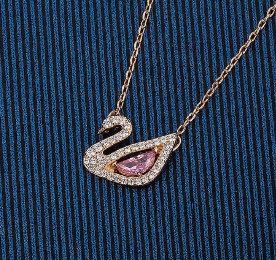 Collar cisne swarovski